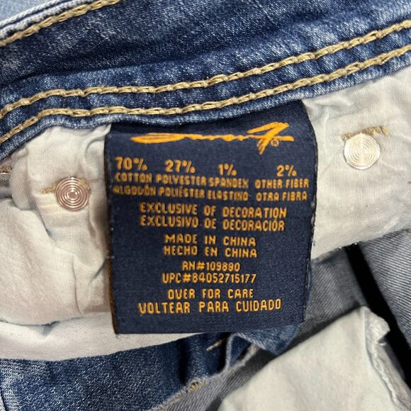 Seven7 Women's Shorts with Embroidered Pockets Size 12 - Picture 5 of 10